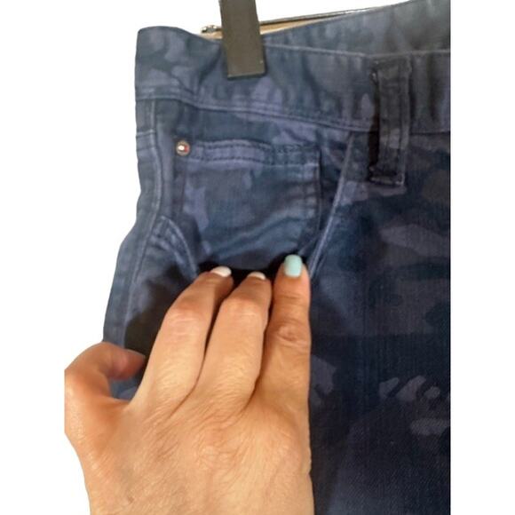 Tommy Hilfiger Blue Camo Straight Leg Denim Casual Jeans Women Sz 10 - Picture 8 of 11